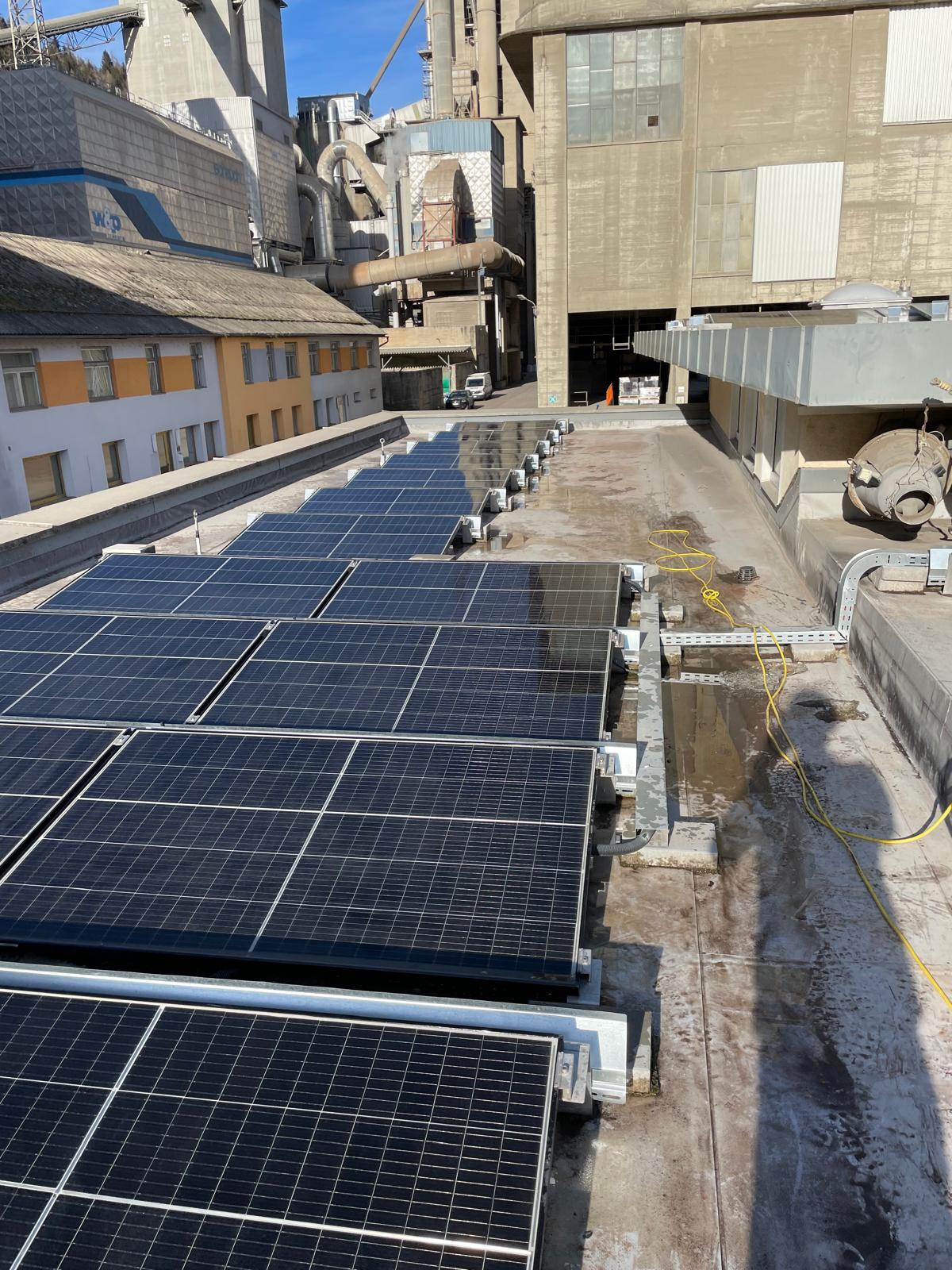 Photovoltaik nach Osmose-Reinigung — Industrieanlage Kärnten